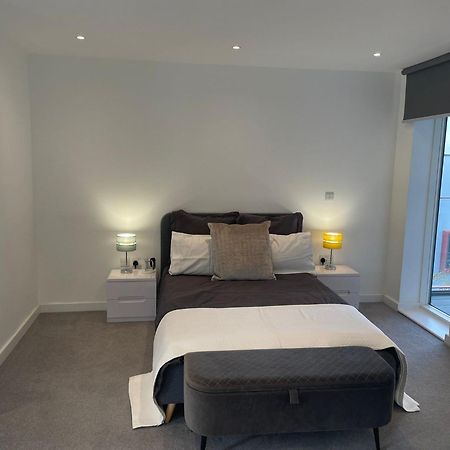 Malixa Uk Apartment Croydon Ngoại thất bức ảnh